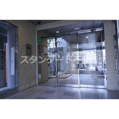 【エントランス】 | インベスト北梅田