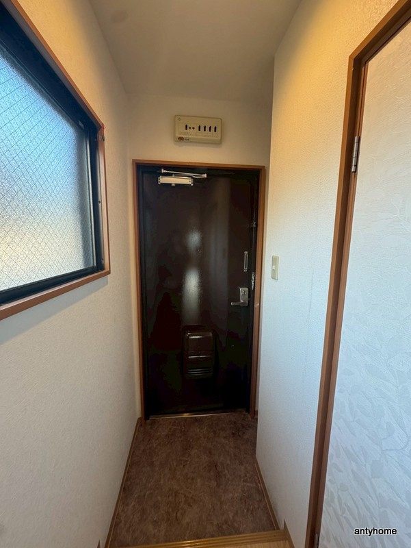 ハイツ浮田の玄関