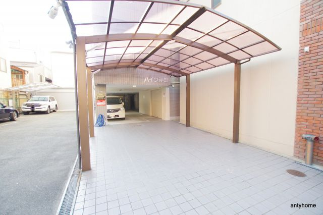 ハイツ浮田のエントランス