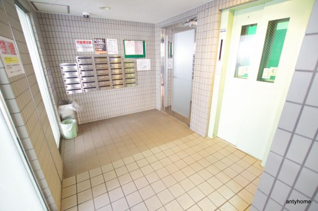 ハイツ浮田のロビー