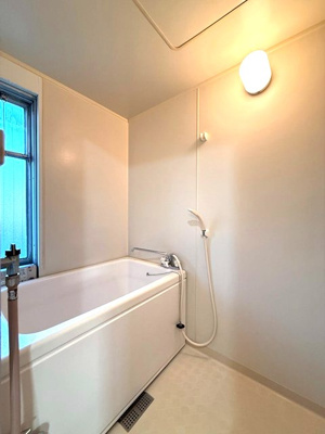 【洋室】 | シャルムすみれが丘 | 洋室6帖☆収納スペースがあります♪荷物の多い方も安心☆お部屋がすっきり片付いて快適に♪