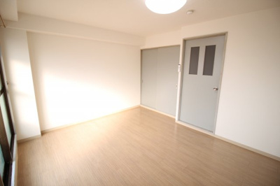 【寝室】 | グランビルド阿倍野 | 洋室7帖