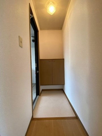 カーサ下野の玄関