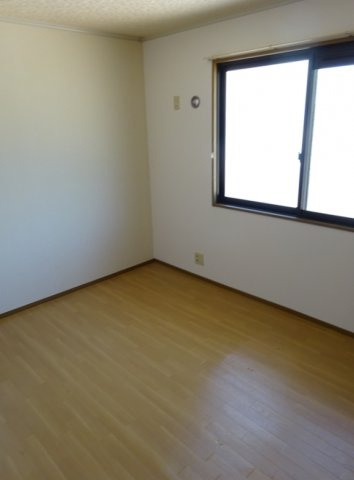 カーサ下野の洋室