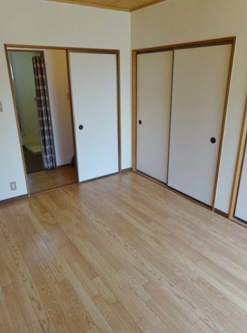 カーサ下野の洋室