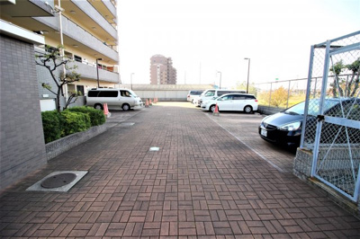 【駐車場】 | ステージ山本リュミエール