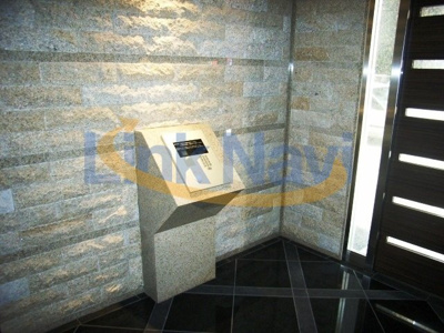 【エントランス】 | ランドマークシティ北梅田 | 建物の内部です