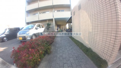 【エントランス】 | キューヴ