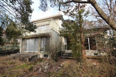 【外観】 | 大津市北比良リビングのお洒落な別荘 | 物件外観