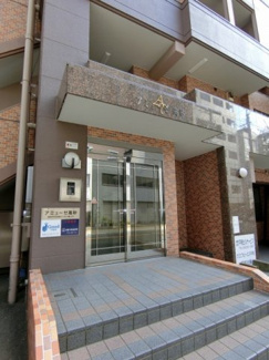 【エントランス】 | 清潔なエントランスです