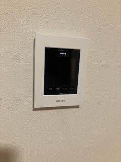 【セキュリティ】 | アルティ二上 | カメラ付きインターフォンです