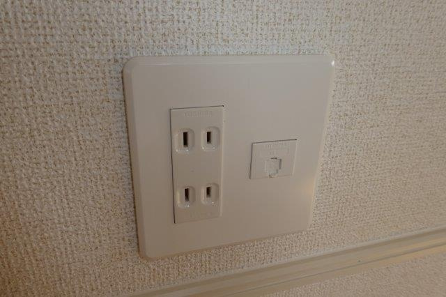 スリーシャインファーストの設備|電話モジュラー