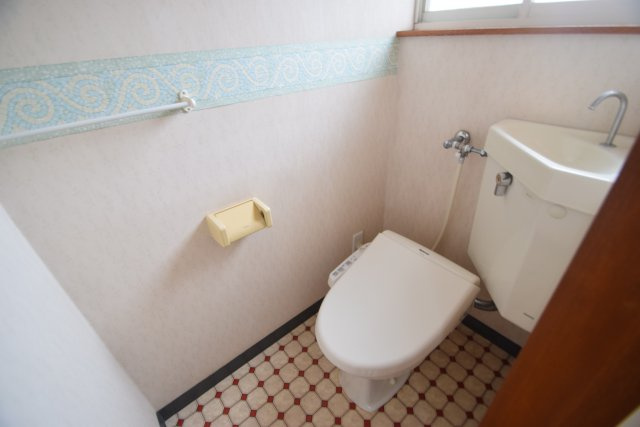 シュロスＴＹのトイレ|洋式トイレです