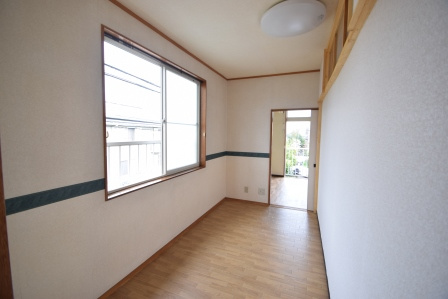 シュロスＴＹの子供部屋|明るい室内