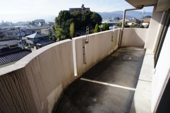 【バルコニー】
