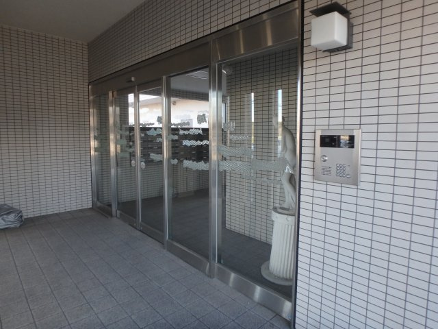 ひまわりやなべのエントランス
