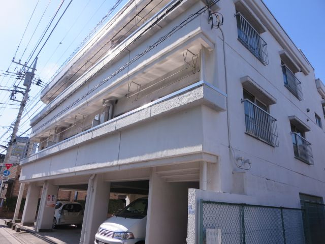 シャトーエイトの外観