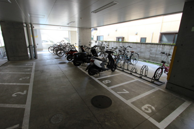 【駐車場】 | ヴィラマール五橋