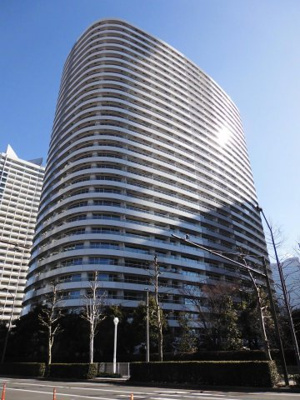 【外観】 | M.M. TOWERS FORESIS L棟 | 全居室南向きで陽当り眺望良好！各階ゴミステーションが有り便利！