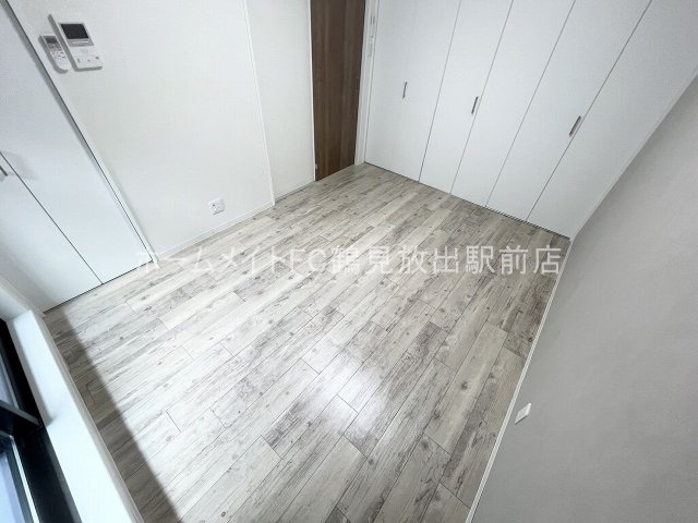 レ・セーナSUWAの洋室