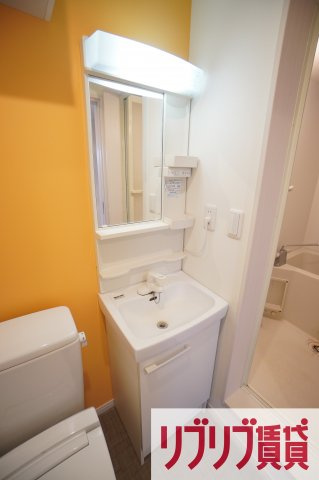 AQUE3(アクエ３)の洗面所