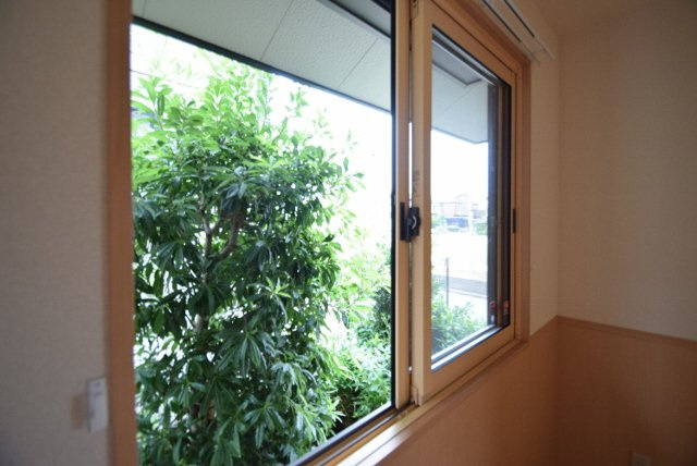 エクセルパークＡ・Ｂ|窓も大きくて日当たり良好です。