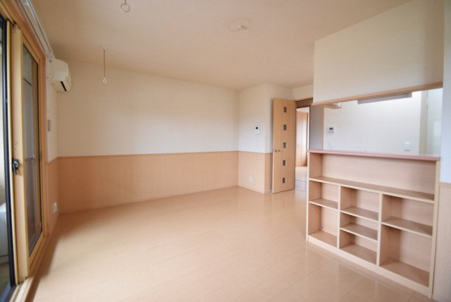 エクセルパークＡ・Ｂの居間・リビング|きれいなリビングです。