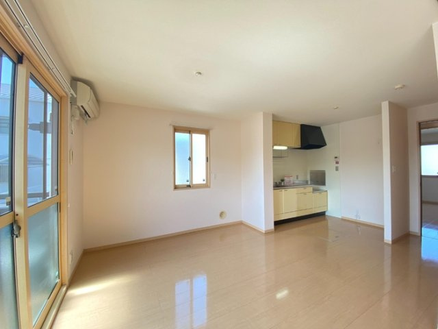 ウィステリアウィルモアⅠの居間・リビング