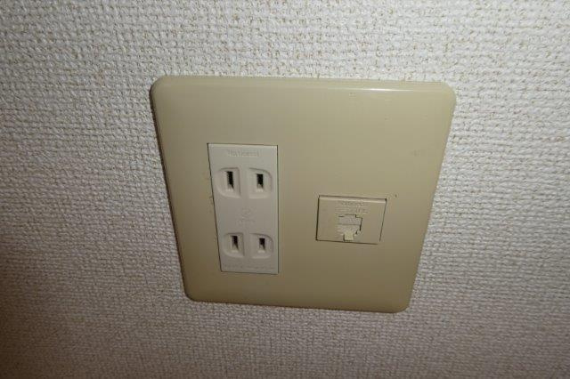 レジデンス辻が花２の設備|電話モジュラー
