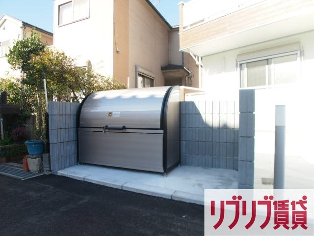 リブリ・ソルポトロのその他共用部分