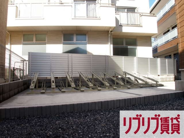 リブリ・ソルポトロのその他共用部分