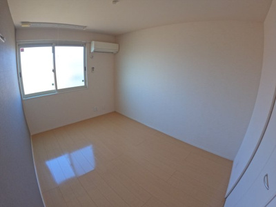 【洋室】 | ベレーザ角木