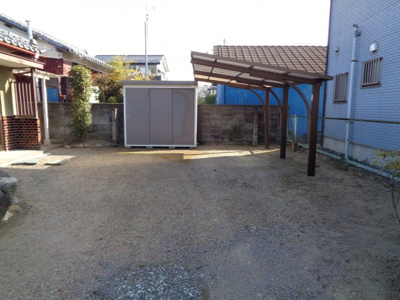 【駐車場】 | 妻沼高野貸家 | 車をお持ちの方に嬉しい駐車場付きの物件です