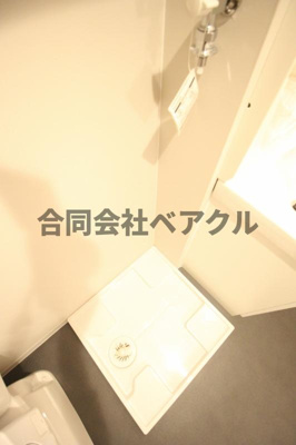 【洗面所】 | ウエストヴィレッジⅡ | 明るい洗面所です