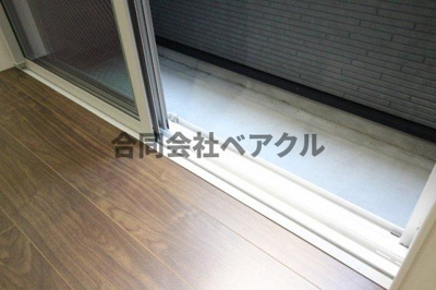 【バルコニー】 | ウエストヴィレッジⅡ | 開放的で明るい空間を演出してくれるバルコニーです