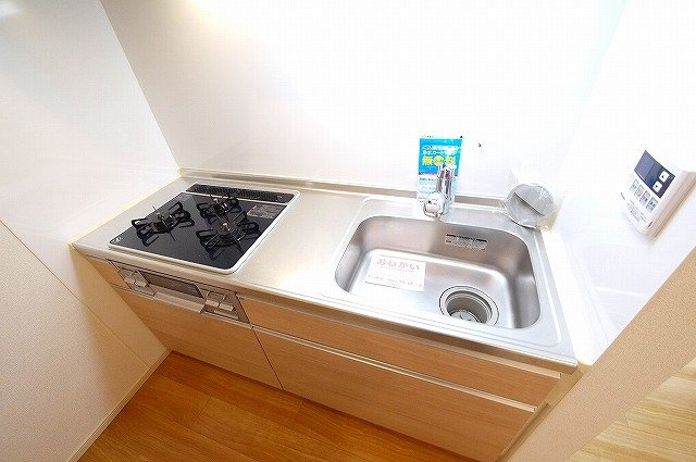 クレール（奈良市）のキッチン|毎日のお料理が楽しくなる広々キッチンです。