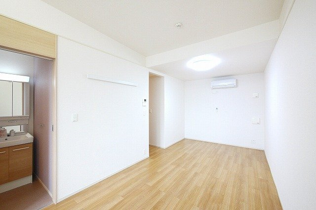 クレール（奈良市）の寝室|ベッドなどの家具もしっかり配置できますね。