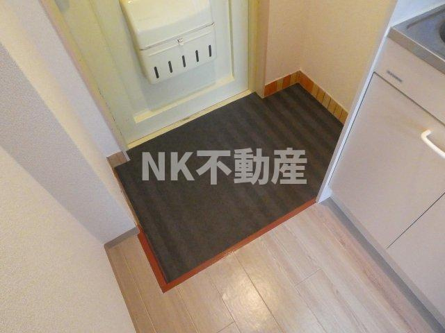 【玄関】 | ベルハイム小阪（河内小阪賃貸） | シンプルで使いやすい玄関です
