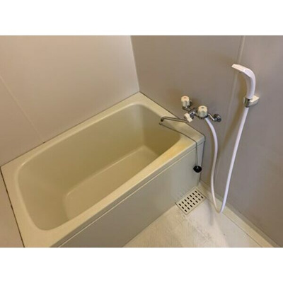 【浴室】 | ヴィラージュヨコヤマ | 日々の疲れを癒すお風呂付です