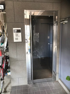 【エントランス】