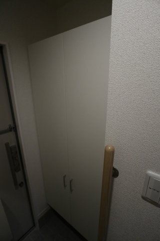 フォンターナ　ロッソの玄関