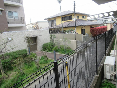 【バルコニー】 | 山本住宅（河内小阪賃貸） | 物干し