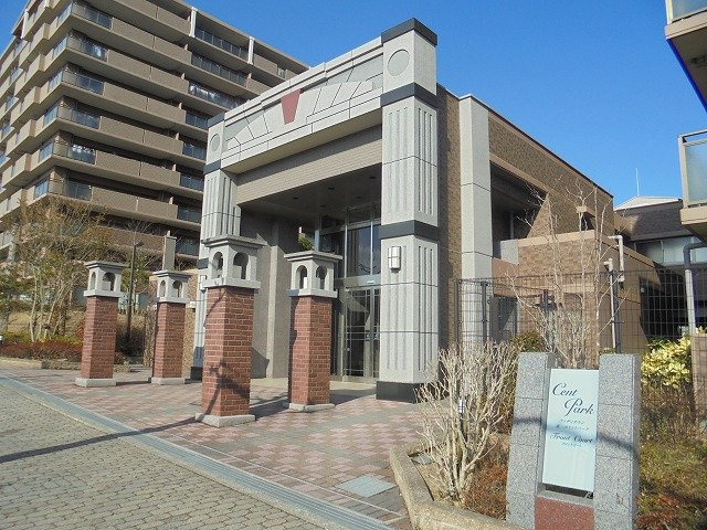 ウッディタウン新三田セントパークⅡ番館のエントランス