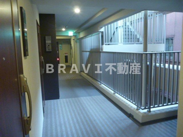 フォレステージュ北堀江　BRAVI不動産のその他共用部分|【フォレステージュ北堀江】共用廊下