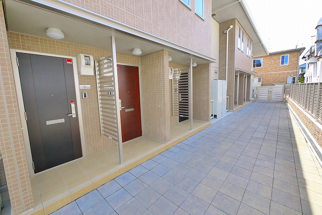 セジュール恋の窪のエントランス|エントランスです