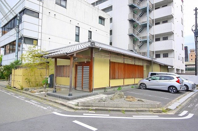 新大宮店舗の外観