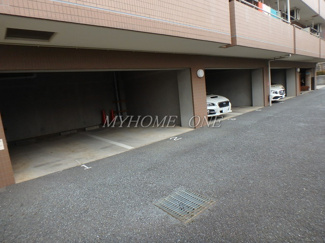 【駐車場】 | 敷地内駐車場