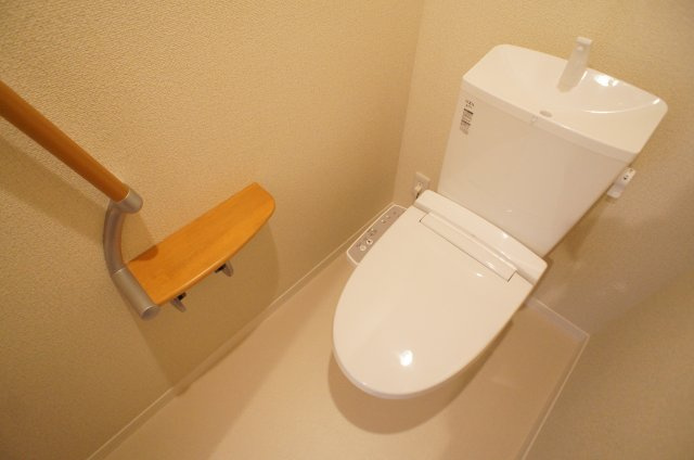 【トイレ】 | シャーメゾンすずかけ台C棟 | 清潔感のあるトイレです