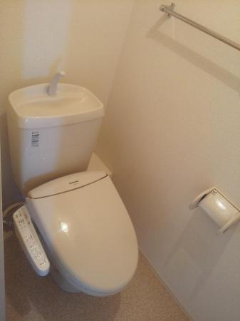 【トイレ】 | Ｆ＜エフ＞　 | シンプルで使いやすいトイレです