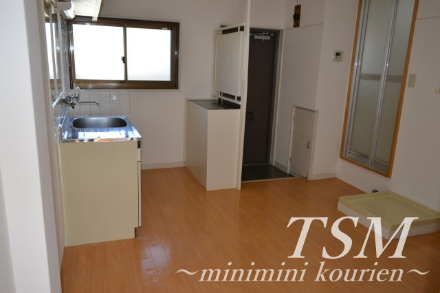 マンション香楽の居間・リビング|６帖のダイニング